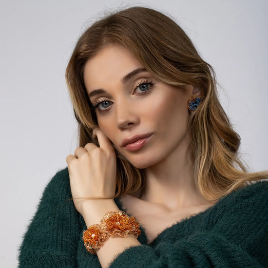 Load image into Gallery viewer, Flower Crochet Bracelet
