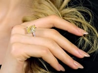 Load and play video in Gallery viewer, baguette-rings_yellow
