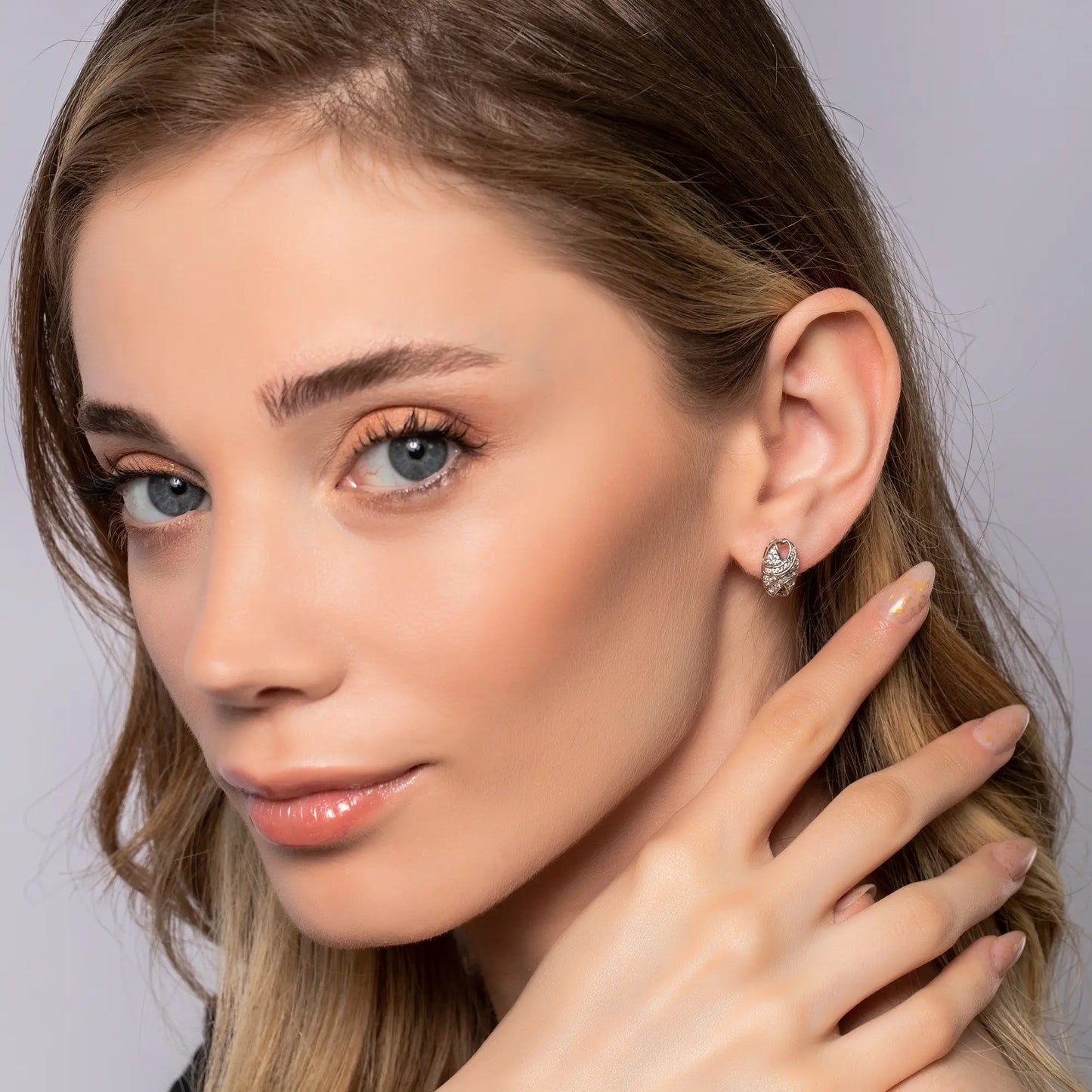 huggie-earrings_silver