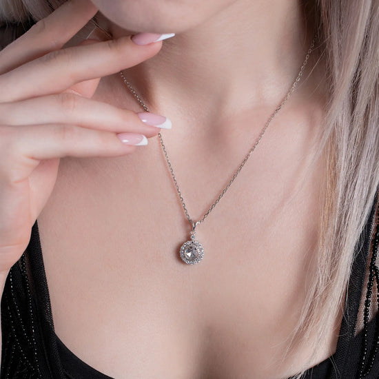Load image into Gallery viewer, silver-Moonstone-Necklaces_yellow
