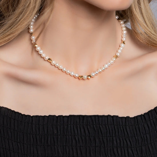 Load image into Gallery viewer, heart-necklace_white
