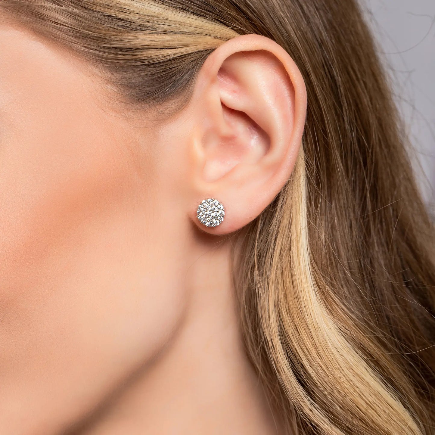 cute-earrings_white