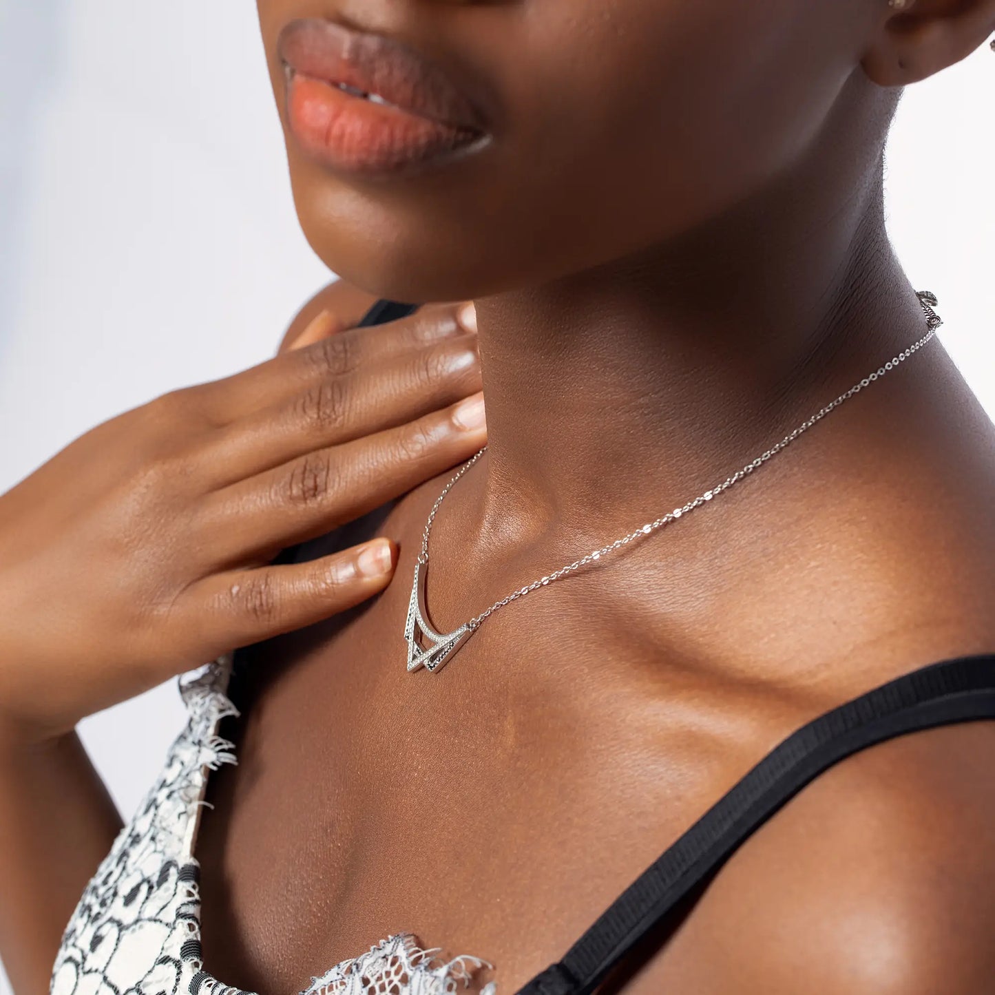 925k-dainty-silver-necklace_white