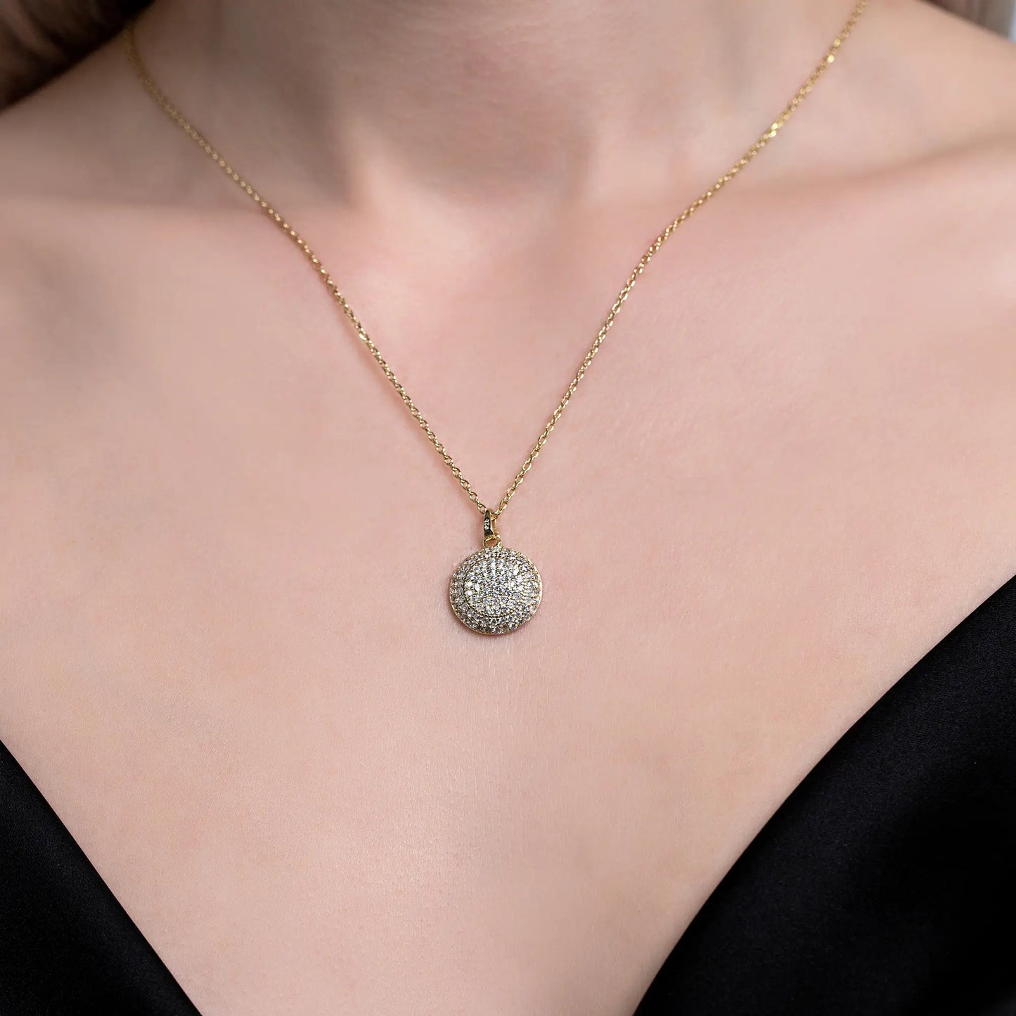 Gold-Coin-Necklace_yellow