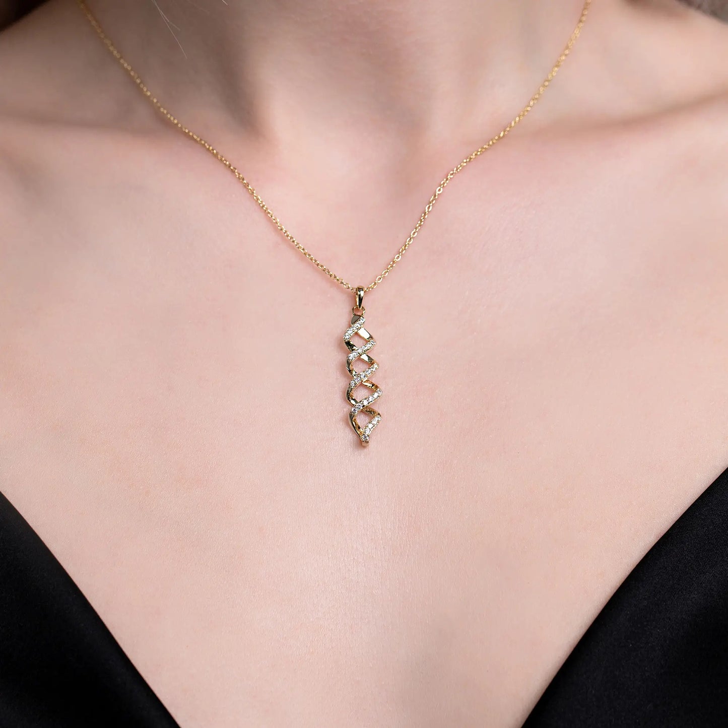 Gold-Spiral-Necklace_yellow