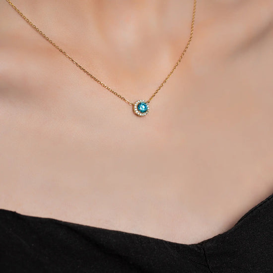 Load image into Gallery viewer, circle necklace

