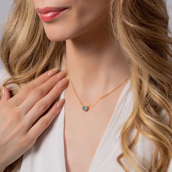 Load image into Gallery viewer, circle necklace
