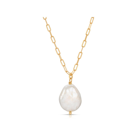 silver-necklaces_white