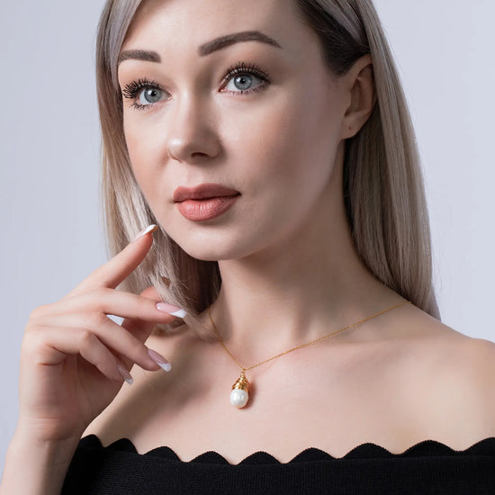 Load image into Gallery viewer, gold-plated_white
