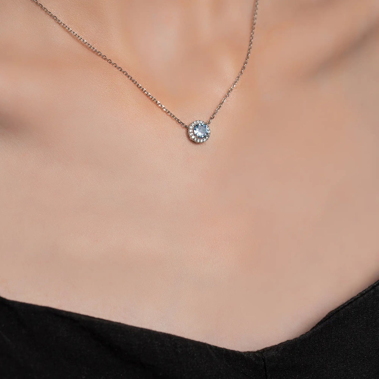 circle_necklace_blue