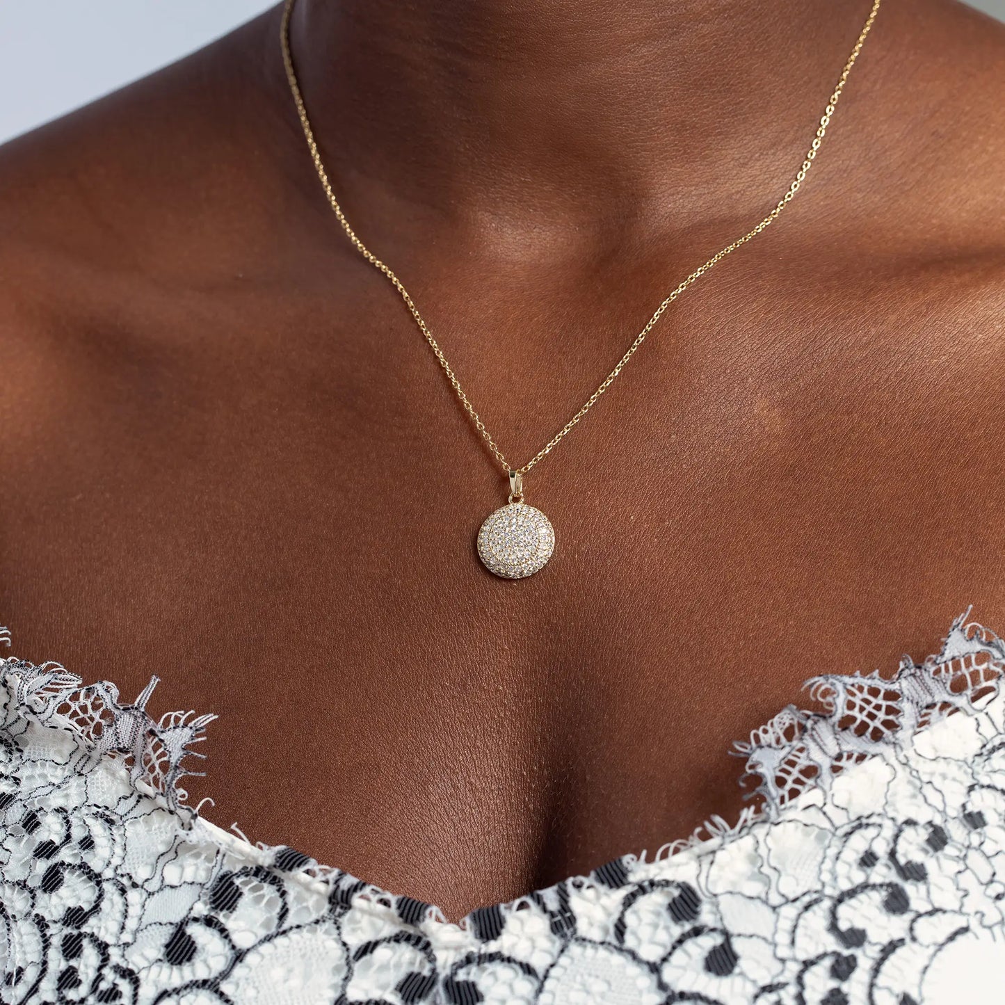 Gold-Coin-Necklace_yellow
