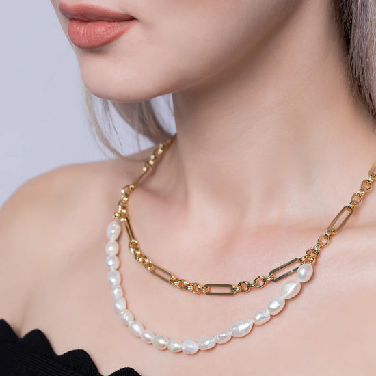 Load image into Gallery viewer, link-chain-necklace_white
