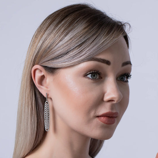 Load image into Gallery viewer, silver-earrings_white
