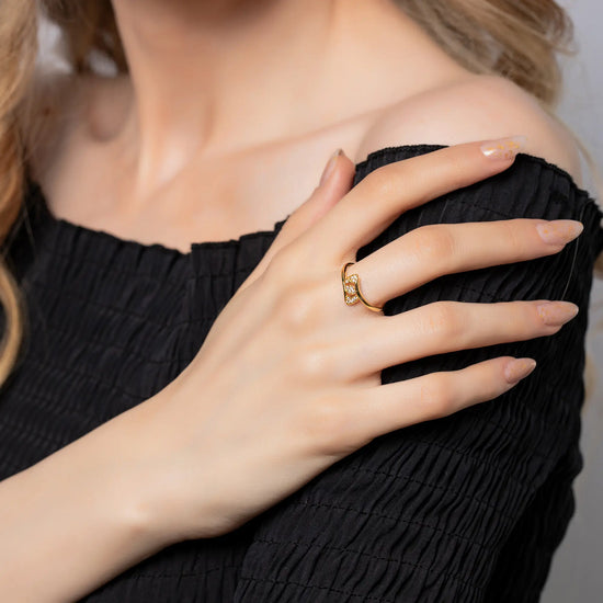 Load image into Gallery viewer, silver-crystal-ring_yellow
