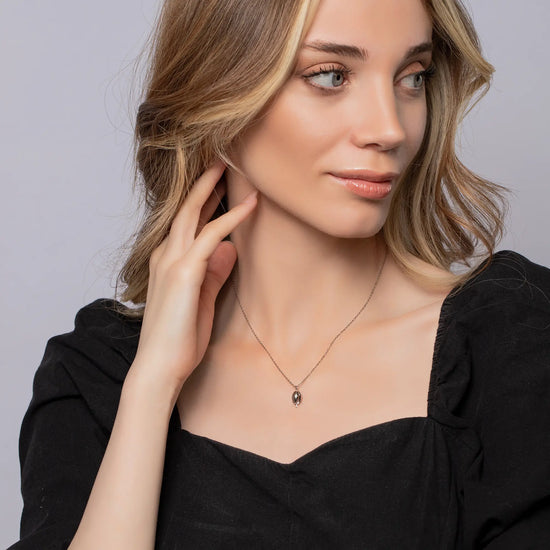 Load image into Gallery viewer, Drop-necklaces_silver
