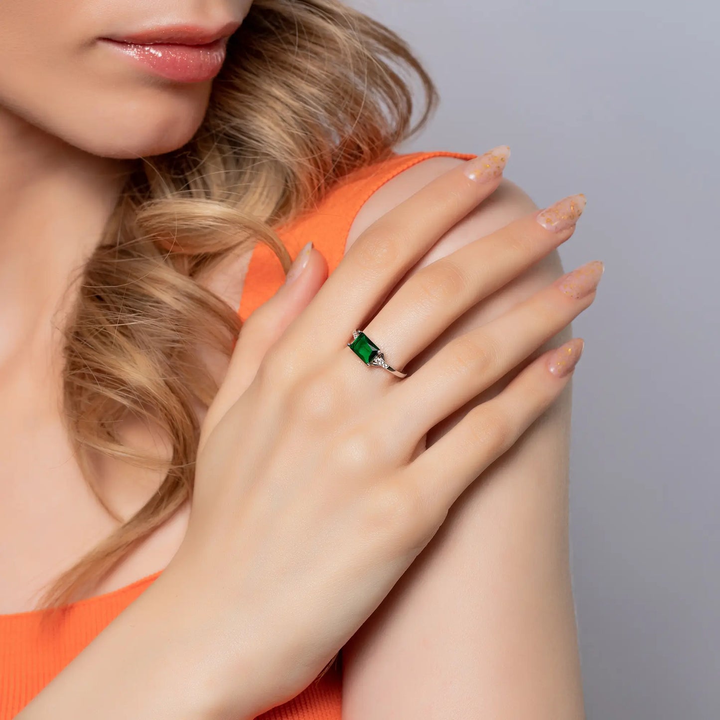 emerald-ring_green