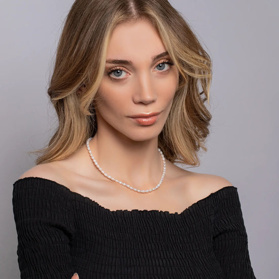 Load image into Gallery viewer, pearl-necklaces_white
