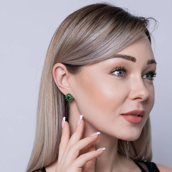 Load image into Gallery viewer, flower-earrings_green
