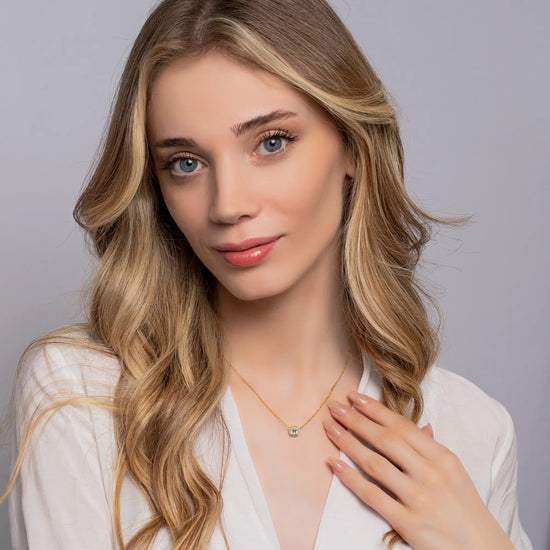Load image into Gallery viewer, Gemstone-necklaces_white
