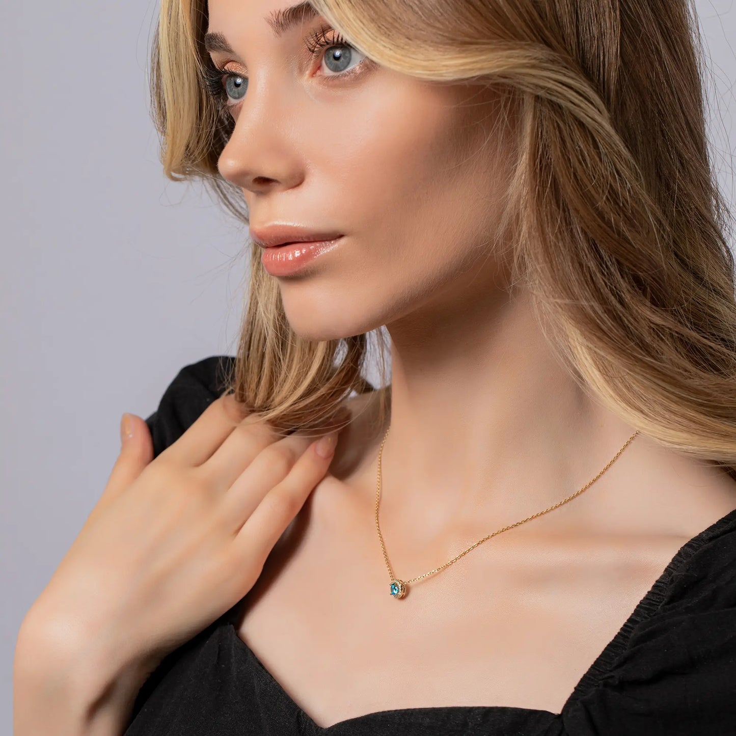 Gemstone-necklaces_blue